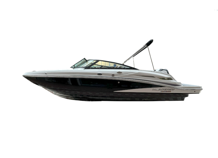 Rental Boats in Yankee Boating Center, Lake George, New York Boat Rentals